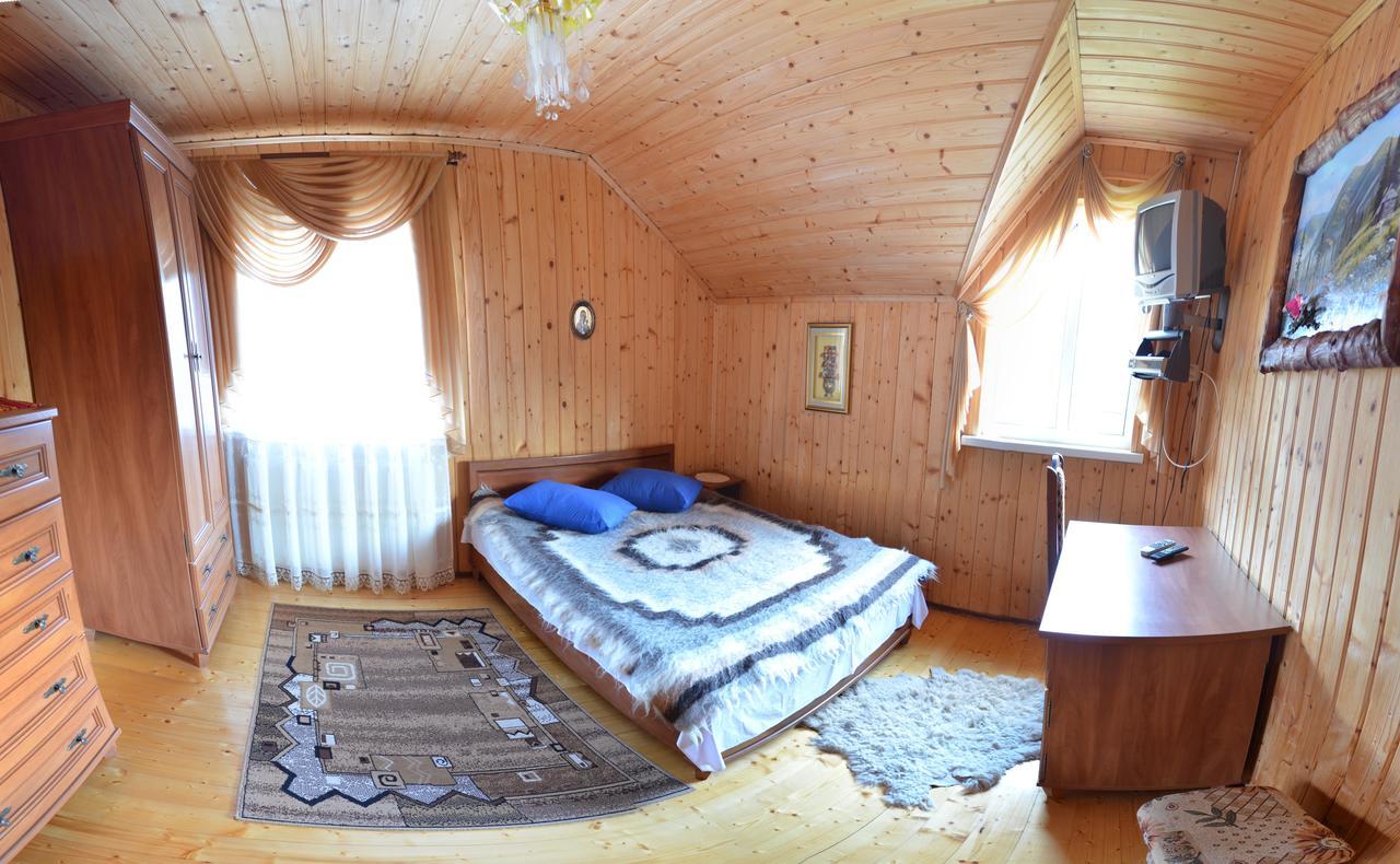 Karpatskyi Gomin Hotel Vorokhta Luaran gambar